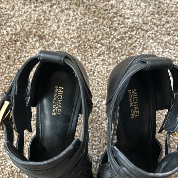 Black Michael Kors, leather heels, size 8 women’s - Picture 4 of 6